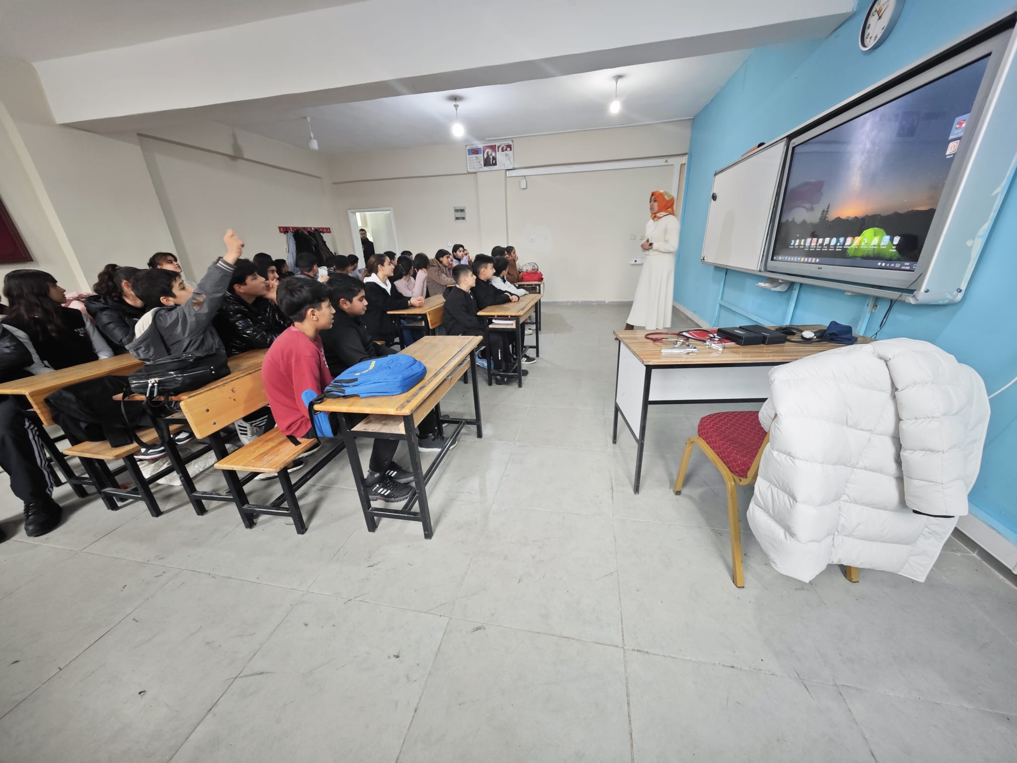 Batman Bıçakçı   ilkokulu ve ortaokuluna meslek tanıtımı yapıldı